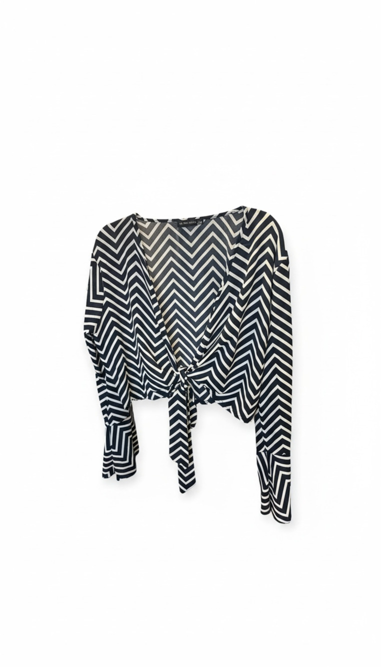PRETTYLITTLETHING Chevron Semi-Crop Top 16 Navy & White Tie Front